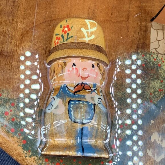 Folk Art Welcome Sign Wood Hand Painted Heart Shape 3D Figure Signed PK 8.5" - Picture 2 of 9